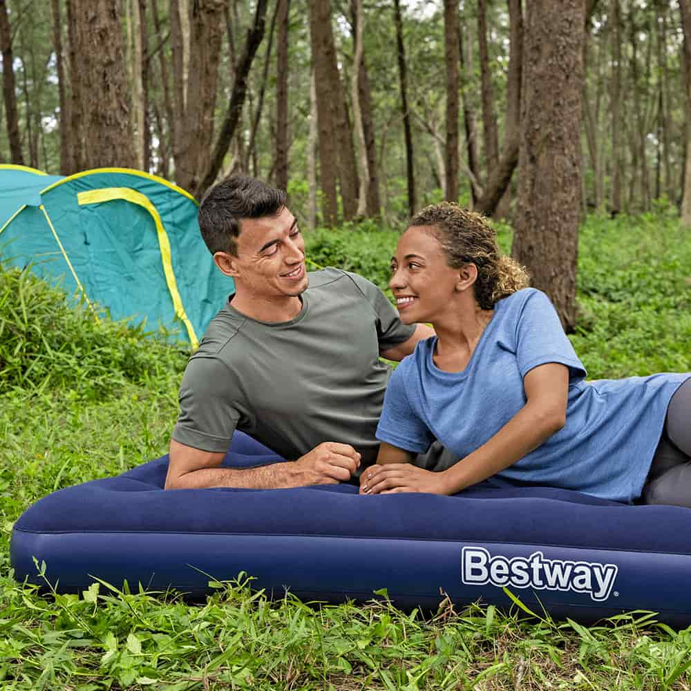 Colchão Inflável Suporta 300kg Casal Camping Praia + Bomba de Ar Manual Bestway - 11